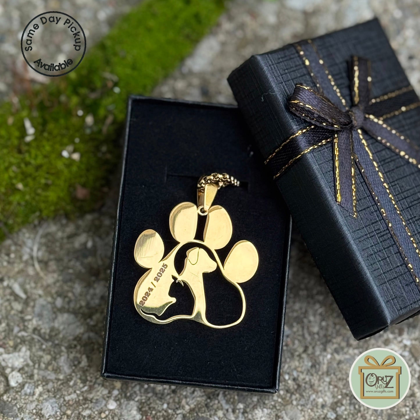 Paw pendent