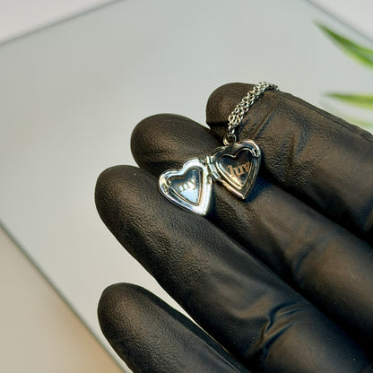Personalized Heart Locket Necklace | Custom Initial Engraved Pendant | Oruz Gifts – personalized with name or initials. Perfect for birthday & anniversary gifts.