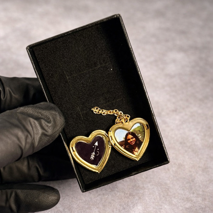 Custom Engraved Heart Locket Pendant – 18K Gold Plated – gift packaging and presentation. Oruz Gifts Canada.