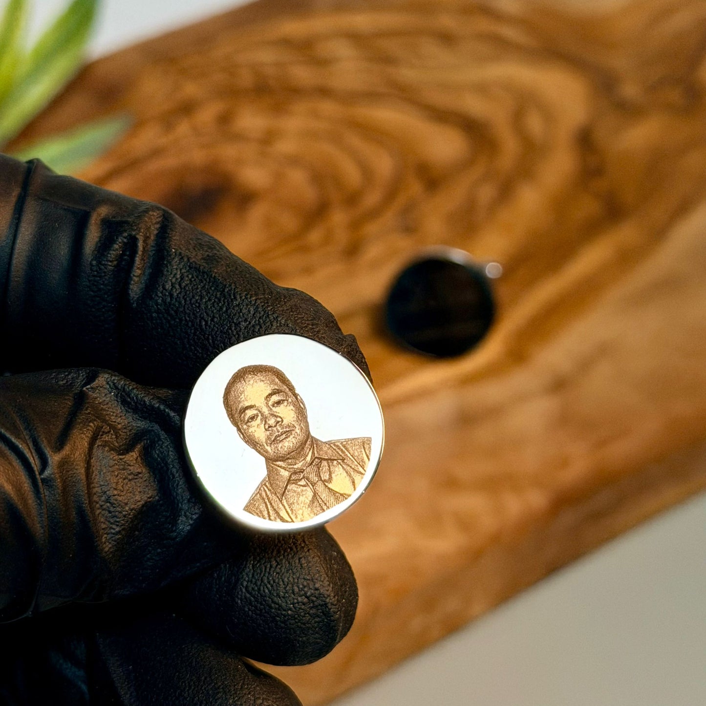 Custom Engraved Cufflinks – Personalized Luxury for Every Occasion