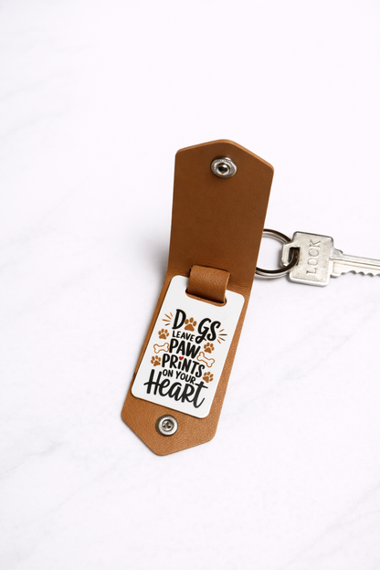 Custom engraved custom pu leather keychain with metal photo – front view. Ships Canada & USA.