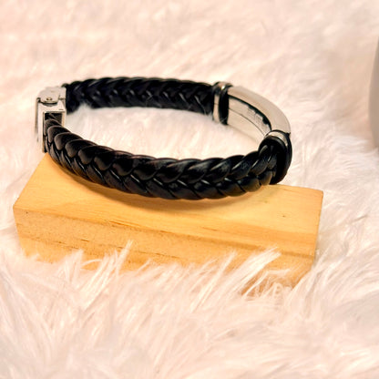Personalized Leather Bracelet with Steel Plate – Custom Engraved Name Bracelet for Men