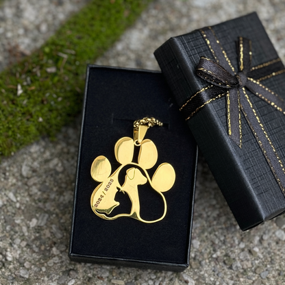 Custom Engraved Paw Print Pendant Necklace – Personalized Pet Name Jewelry