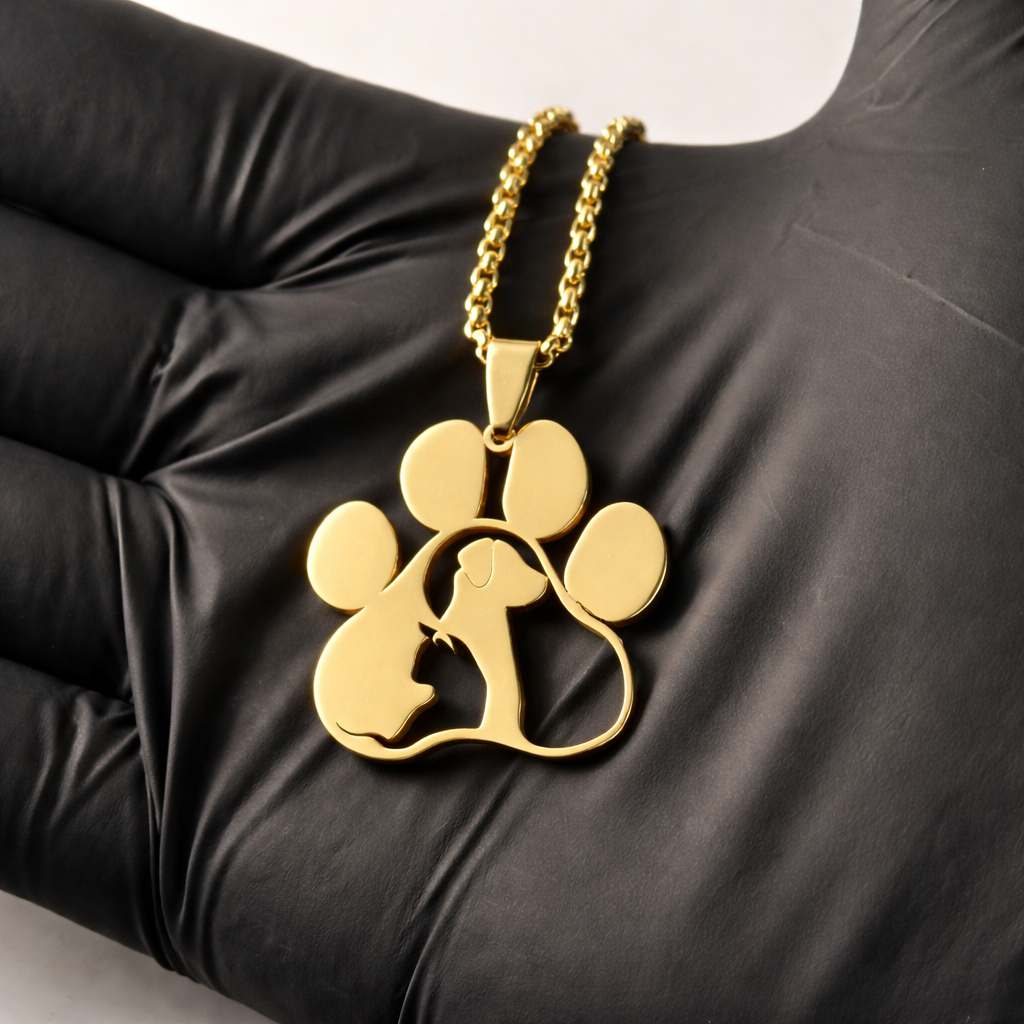 Custom Engraved Paw Print Pendant Necklace – Personalized Pet Name Jewelry