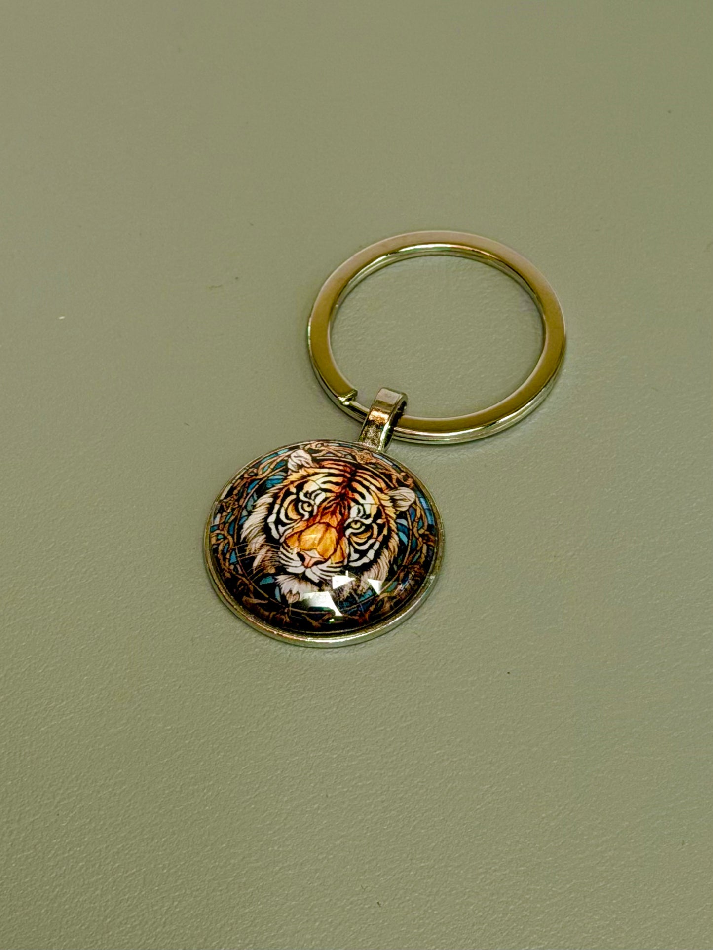 Tiger Alloy Key Chain with Time Gem – Bag Pendant